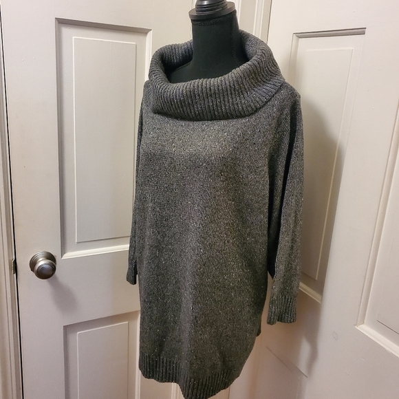 Charter Club Oversized CowlNeck Charcoal Gray with Silver Metallic Siz 2X - Picture 3 of 7